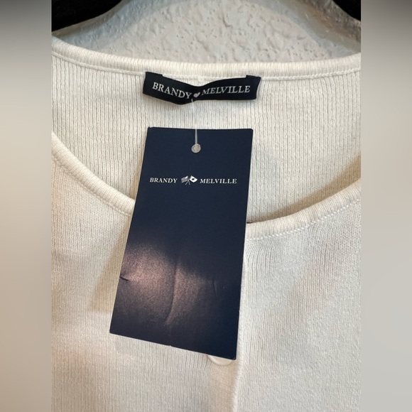 NWT Brandy Melville off-white cardigan One Size - Picture 5 of 6